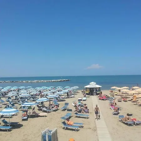 NEW LUXURY APPARTAMENTO 50 mt DAL MARE Apartment *