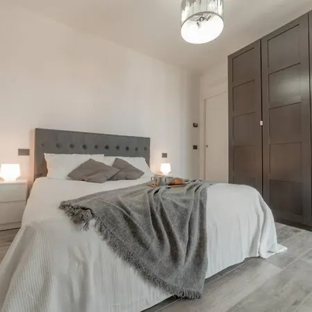 NEW LUXURY APPARTAMENTO 50 mt DAL MARE Apartment Rimini